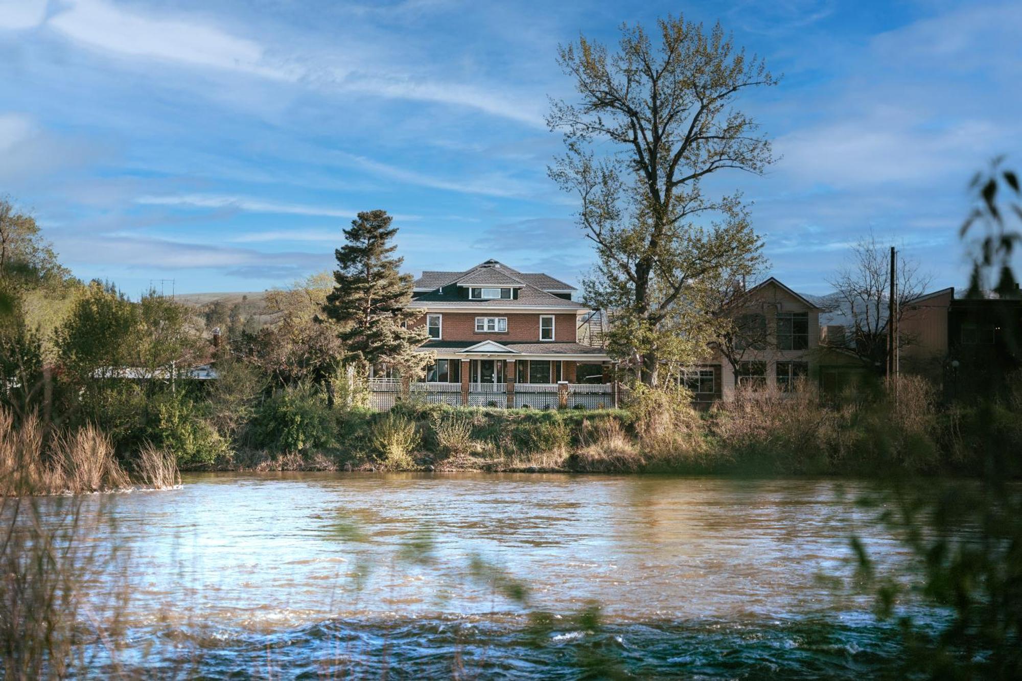 Goldsmith'S River Front Inn Missoula Eksteriør billede